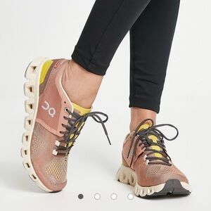 ON Cloud X running trainers in mocha brown